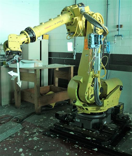 Fanuc R-2000iA Multi-Axis Robot w Fanuc System R-J3iB Controls (1).JPG